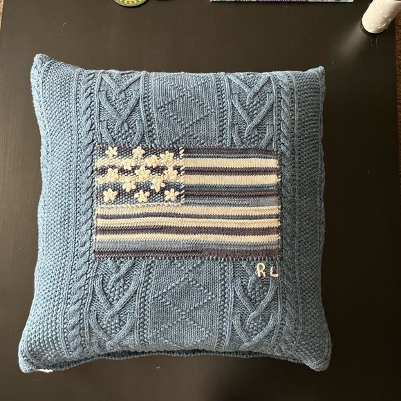 Lauren by Ralph Lauren RL Flag 20x20 Throw Pillow - Picture 1 of 3